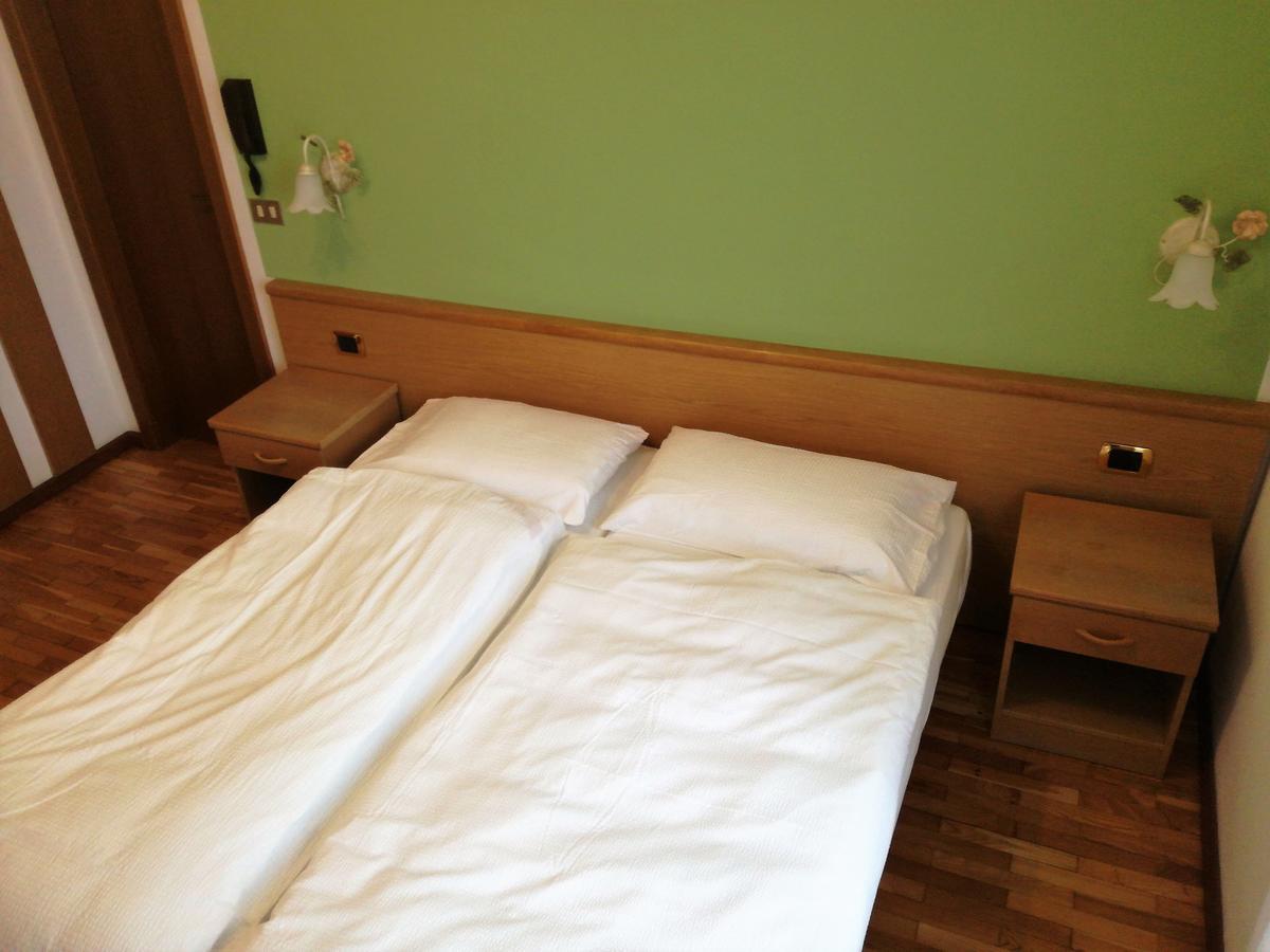 Green Base Hotel B&B Male Ngoại thất bức ảnh